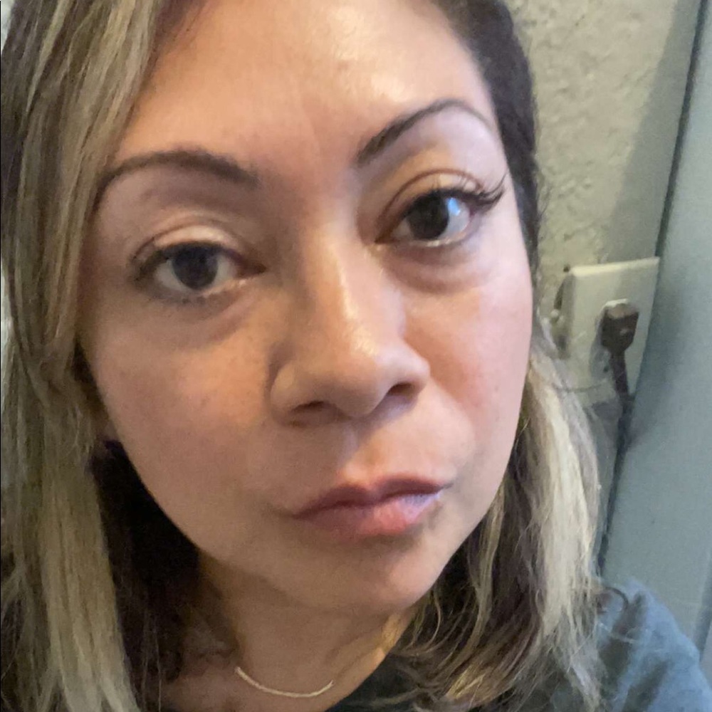 Meet your Posher, Mireya